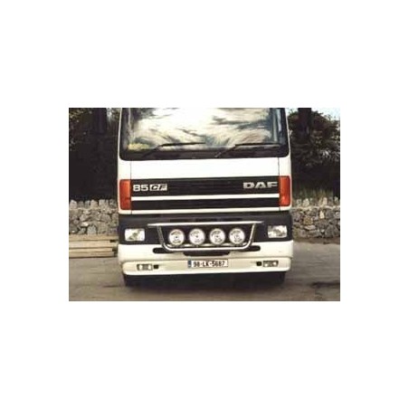 RAMPE DE CALANDRE DAF CF